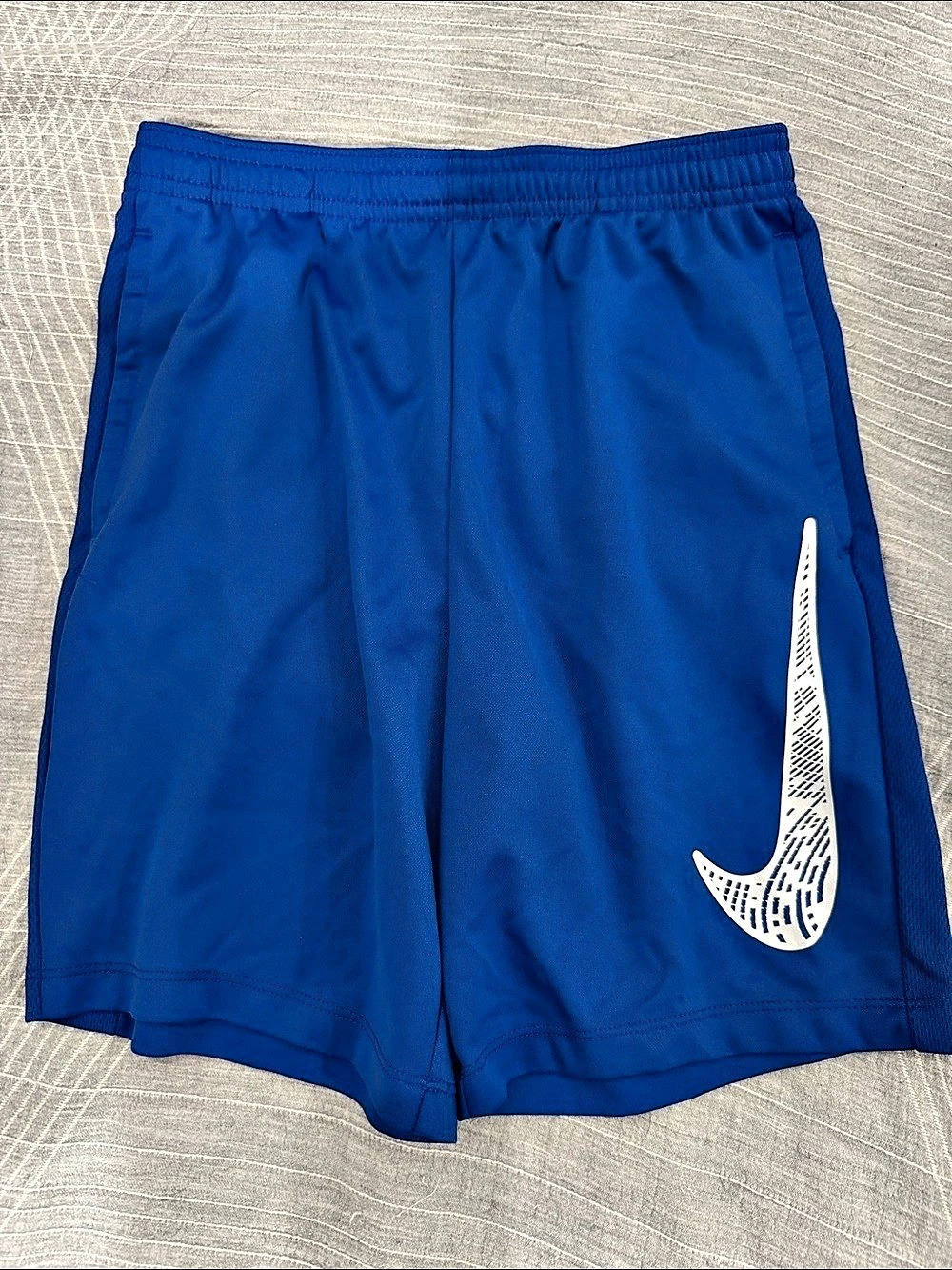 Nike Dri-FIT Blue Size Medium boys 10